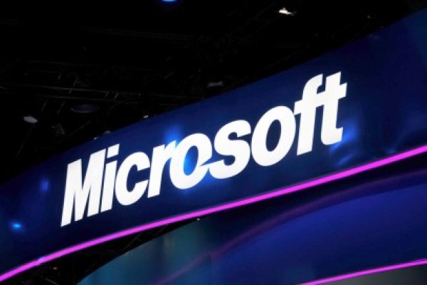 Microsoft a obţinut un contract de 617 mil. de dolari pentru Windows 8